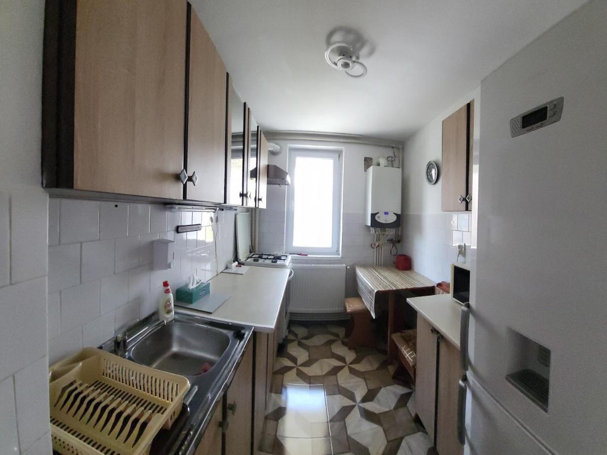 Apartament In Regim Hotelier Deva Zewnętrze zdjęcie